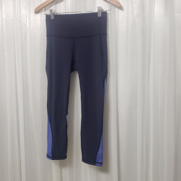 Lululemon Sz 4 Mix & Mesh 21" Leggings in Midnight - Picture 5 of 16